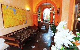 Casa Montalvo Bed&Breakfast