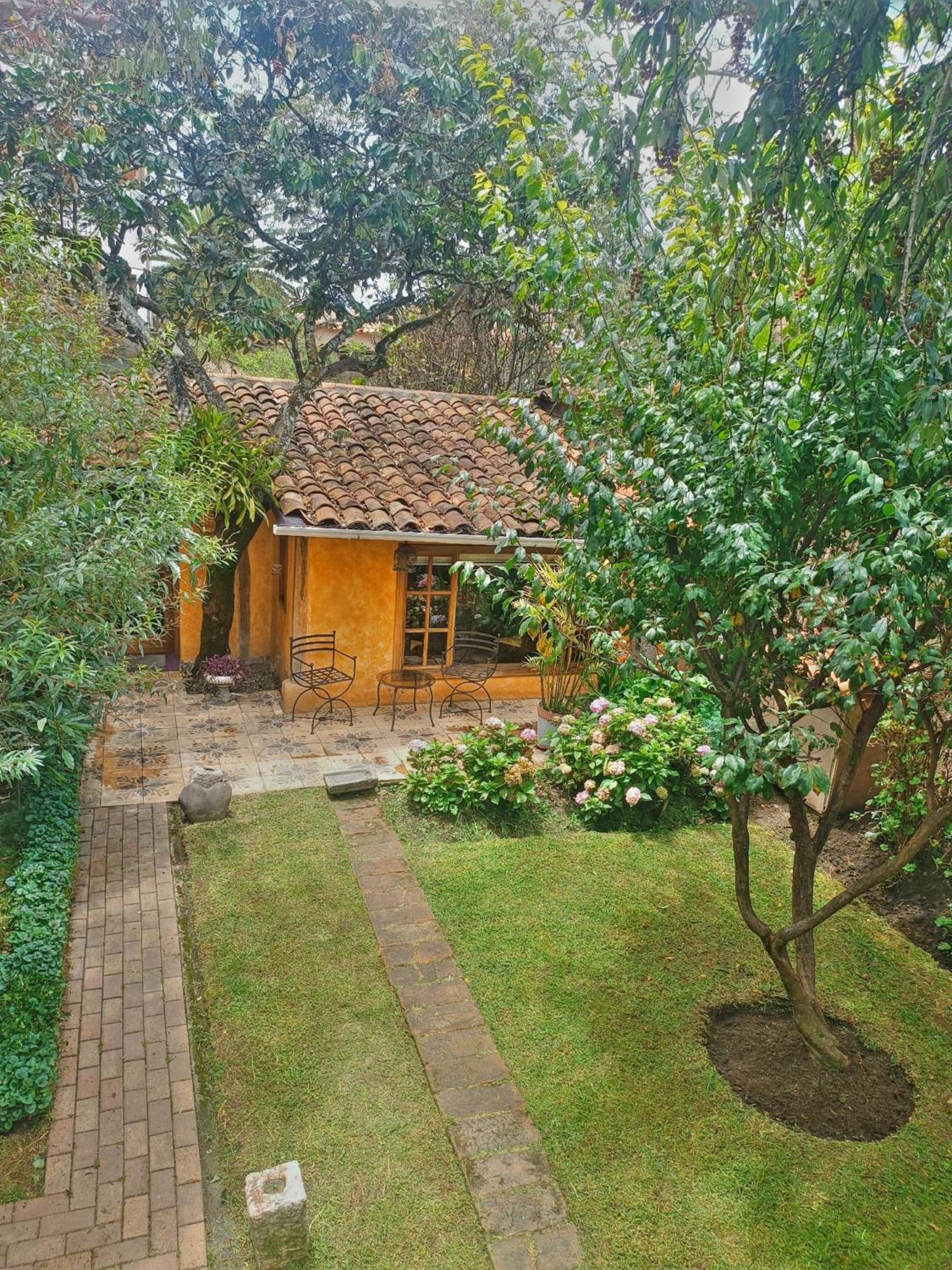 Casa Montalvo Bed&Breakfast Cuenca Exterior foto